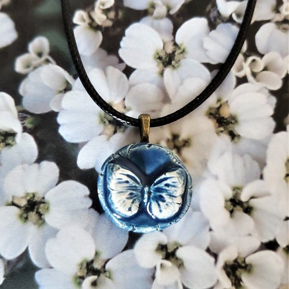 Handmade Ceramic Persian Blue Butterfly Pendant Necklace - Picture 10 of 10